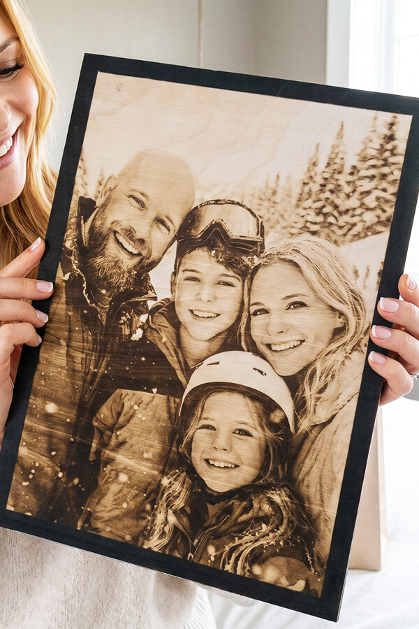 Fotografija spaljena na drvetu – 23 × 31 cm